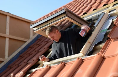 Pose de fenêtres de toit Velux à Albignac
